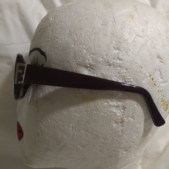 Fendi sunglasses - Picture 6 of 14